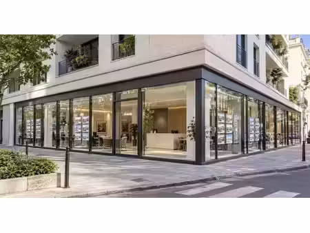 vente locaux professionnels 0 pièces 150 m² à cavalaire-sur-mer (83240)  780 000 €