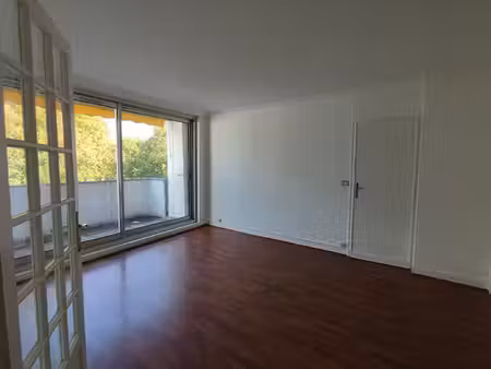 location appartement 3 pièces  52.18m²  marly
