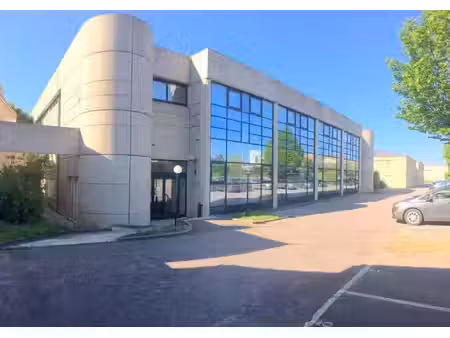 location bureaux montesson 78360 195m² à 844m²