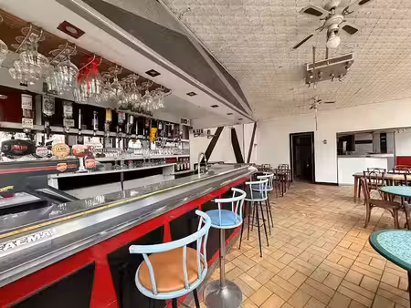 vente locaux professionnels 6 pièces 201 m² à neuilly-saint-front (02470)  96 500 €