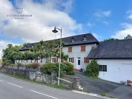 achat immeuble 600m² navarrenx 64190