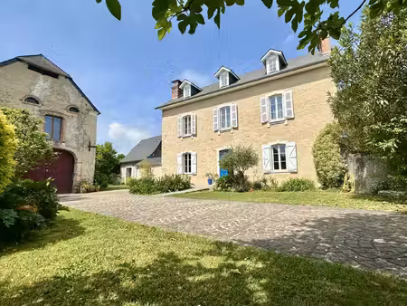 achat maison 8 pièces 210m² nay 64800