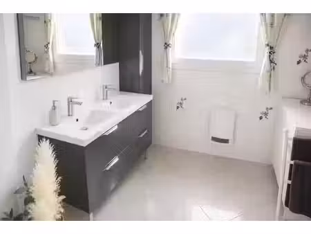 maison de 8 pièces de 180 m² à beuvrequen
