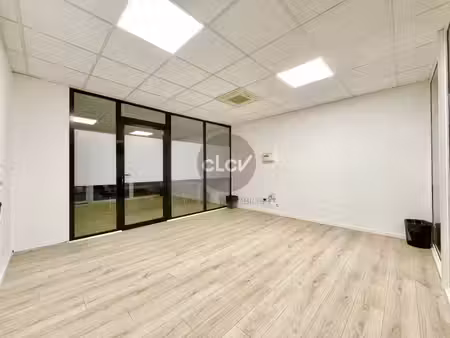 bureaux de 21 m² 69330 meyzieu