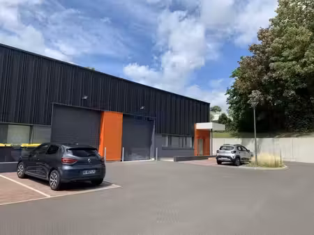 location entrepôt palaiseau 91120 160m²