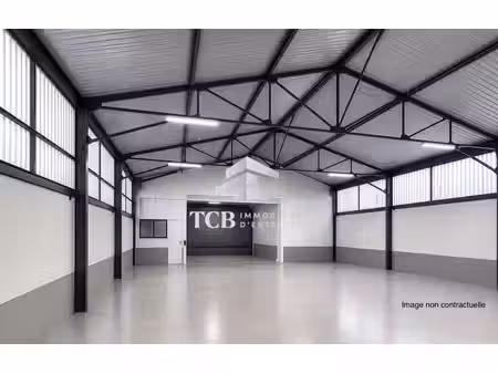 location entrepôt nantes 44200 237m²