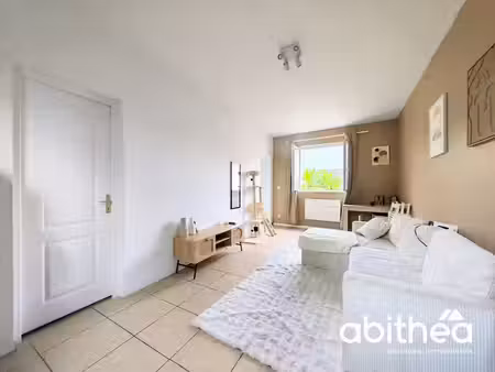 vente maison 4 pièces 69 m² à les billaux (33500)  150 000 €