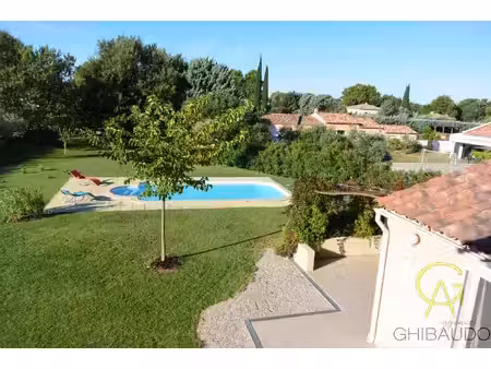 location maison 7 pièces 160m² luynes 80ème