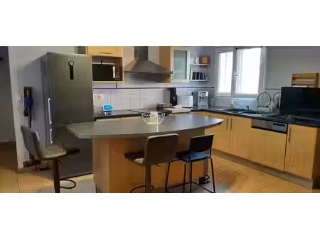 location appartement 4 pièces 81 m² à renage (38140)