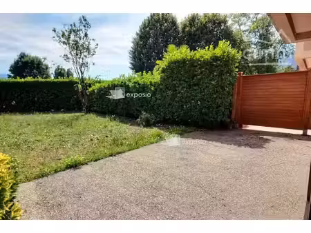 location gresivaudan crolles : maison mitoyenne t4 avec terrasse  jardin et garage