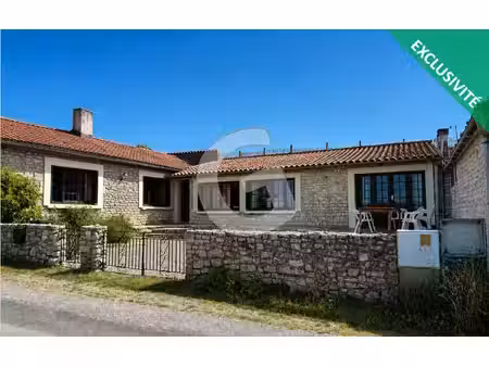 maison 4 pièces à vendre à lairoux
