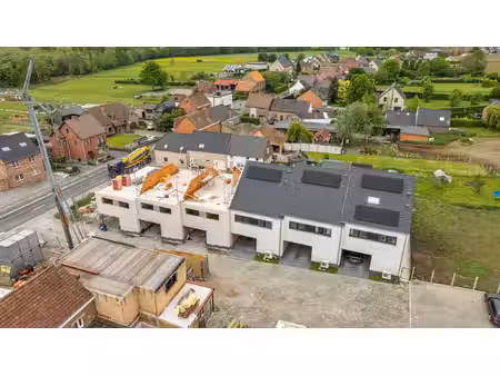 huis te koop in pajottegem met 3 slaapkamers