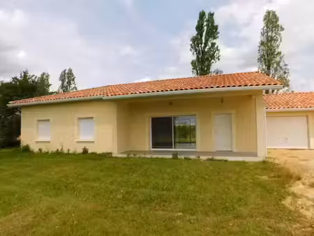 location maison 4 pièces 100 m² à cazaubon (32150)