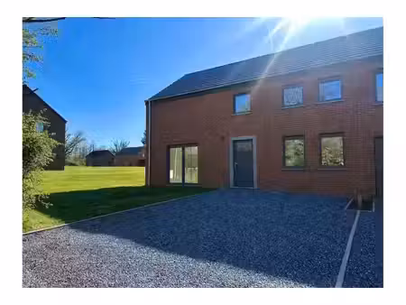 maison à louer à chemin des prunelliers 17 barvaux-sur-ourthe (vbe66246)