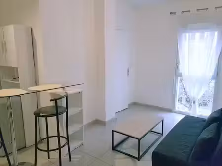 location appartement 1 pièce 23 m² à orléans (45000)