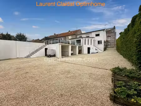 saint-quentin – maison env.160 m2 – 3 chambres – cour 280 m² – terrasse plein sud – 3 gara