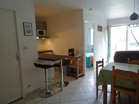 location appartement 2 pièces 37 m² à plœmeur (56270)