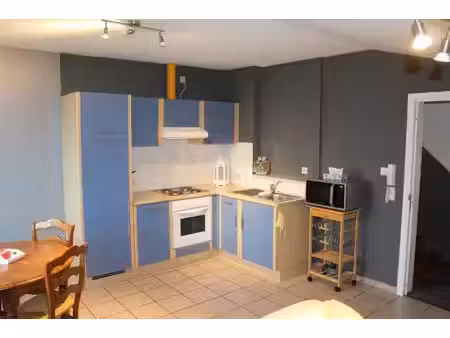 petit appartement avec 1 chambre