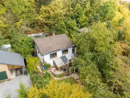heure - agréable maison à rénover située en pleine nature