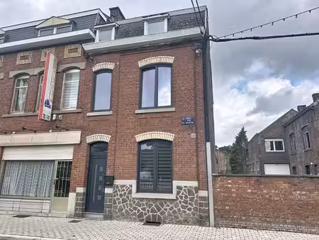 maison 3 chambres - centre d'amay