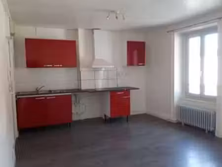 location appartement 2 pièces à royat (63130) : à louer 2 pièces / 35m² royat