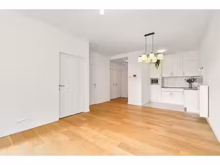 serviceflat a vendre à coxyde!
