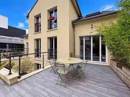 maison 7 pieces - quartier becon - centre