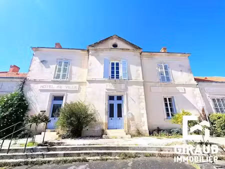 vente maison 10 pièces 290 m² à foussais-payré (85240)  300 000 €