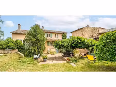 maison avec piscine et jardin porte des pierres dorées (69)