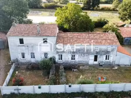 vente immeuble à saint-mesmin (85700) : à vendre / 154m² saint-mesmin