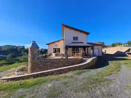 vente maison 5 pièces 145 m² à saint-dier-d'auvergne (63520)  319 000 €