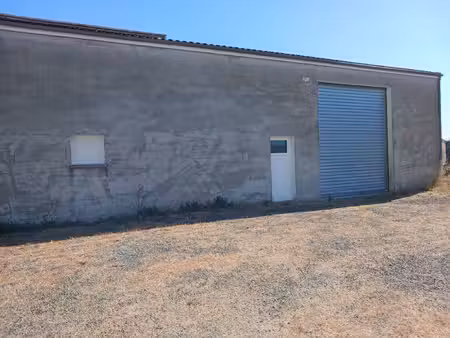 bâtiment de 170m2