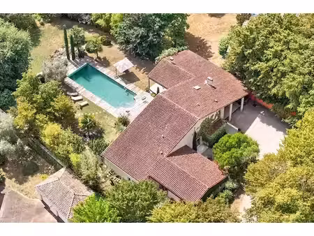 vente maison 7 pièces 250 m² à perigueux (24000)  1 050 000 €