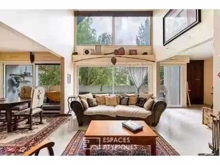 triplex à rénover  dernier étage avec terrasse et loggia