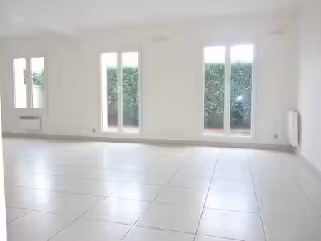 poissy appartement f4 80.93 m² en rdc 10 min du rer