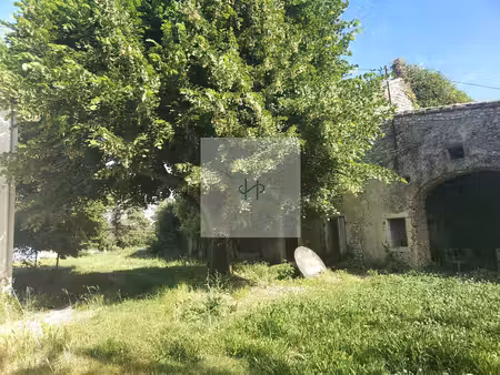 ferme en pierre à réhabiliter