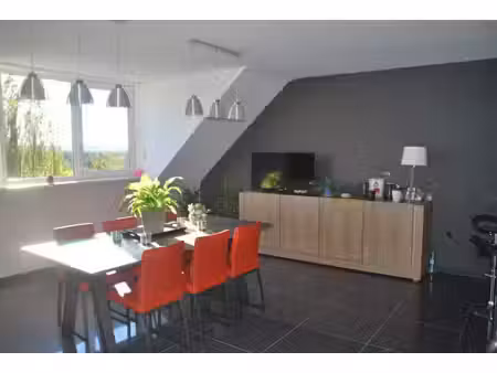 superbe duplex (3 ch.) sur les hauteurs de huy