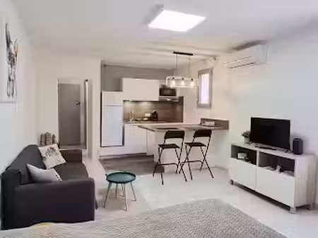 vente appartement 1 pièce 30 m² à carqueiranne (83320)  194 000 €