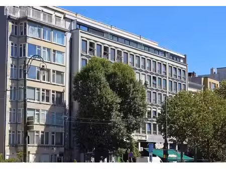 instapklare kantoorruimte van 241 m² in brussel.