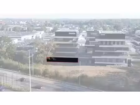 633 m² high-end kantoren op toplocatie langs de e40 te oo...