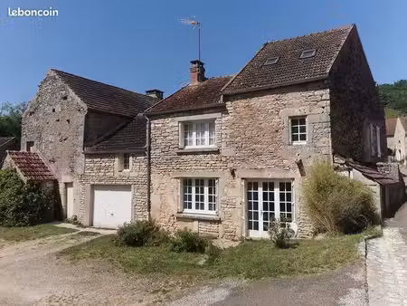 maison avec dépendances