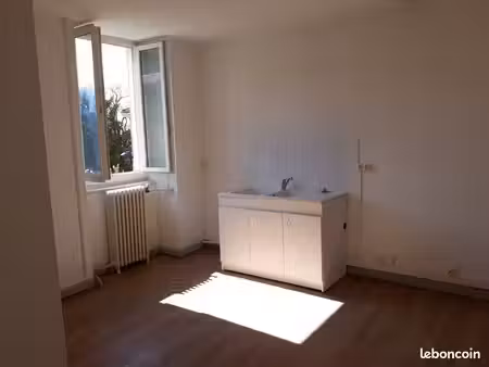 t2 lumineux 35 m2 loriol centre