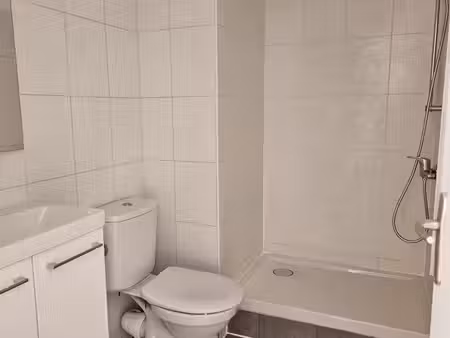 studio à louer quartier recherché (la lunette)