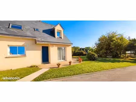 maison 55 pièces 99 m²