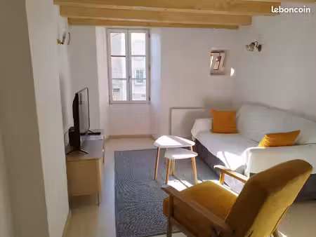maison à louer centre ville langogne