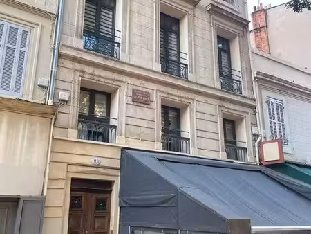t2 climatisé estrangin/ prefecture + balcon au cal
