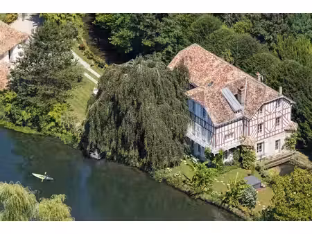maison de luxe à vendre à anet