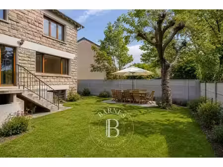maison de luxe à vendre dans le quartier carnot
