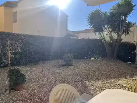 location meublée appartement 3 pièces 42 m² à frontignan (34110)  876 €
