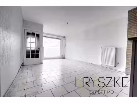 carvin maison divisée en 2 appartements 94 m2 garage e